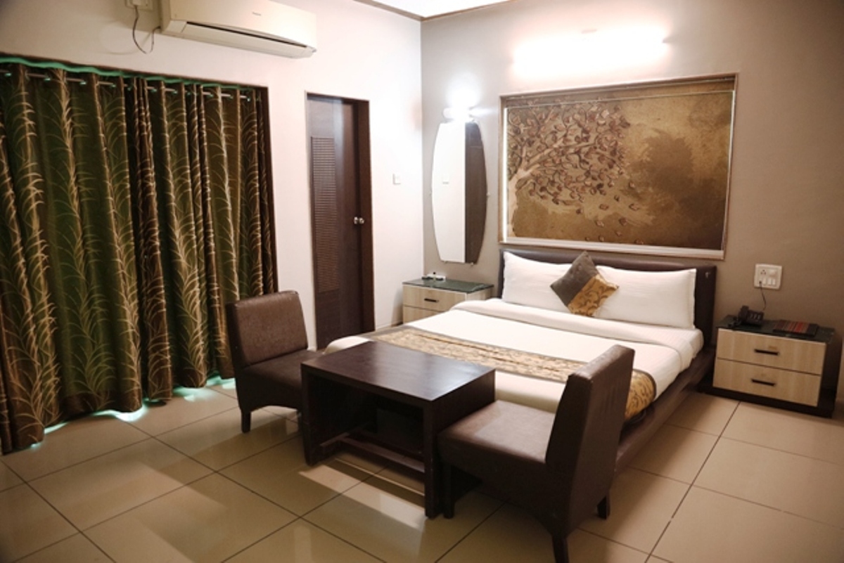 Executive AC,    
						HOTEL RAVI RAJ VIRAMGAM - Budget Hotels in Viramgam